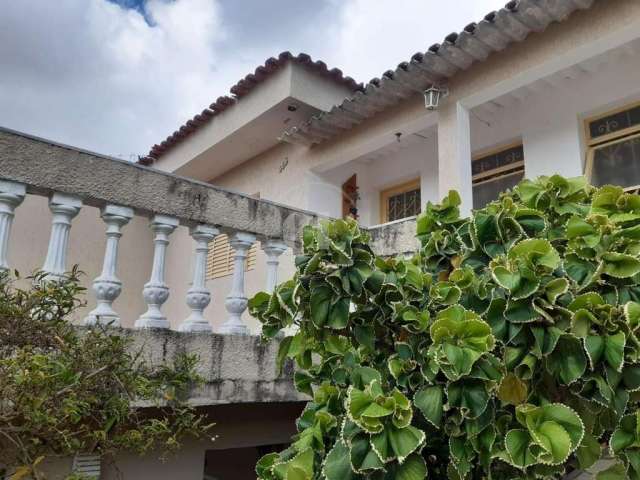 Casa para Venda em Mogi das Cruzes, Vila Brás Cubas, 3 dormitórios, 1 banheiro, 3 vagas