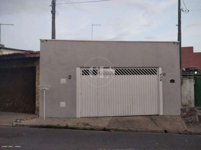 Casa para Venda em Mogi das Cruzes, Vila São Paulo, 3 dormitórios, 1 banheiro, 2 vagas