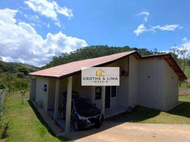 Casa com 3 dormitórios à venda, 174 m² por R$ 660.000,00 - Zona Rural - Santo Antônio do Pinhal/SP