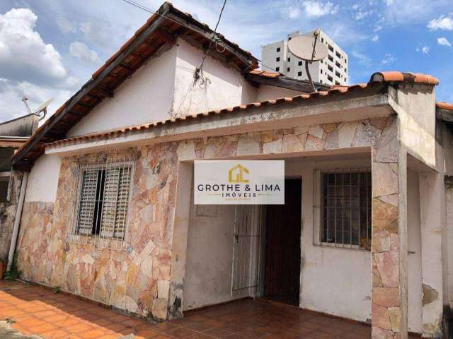 Casa com 3 dormitórios à venda, 180 m² por R$ 1.200.000 - Monte Castelo - São José dos Campos/SP