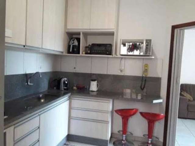 Apartamento com 3 dormitórios à venda, 80 m² por R$ 350.000,00 - Centro - Caçapava/SP