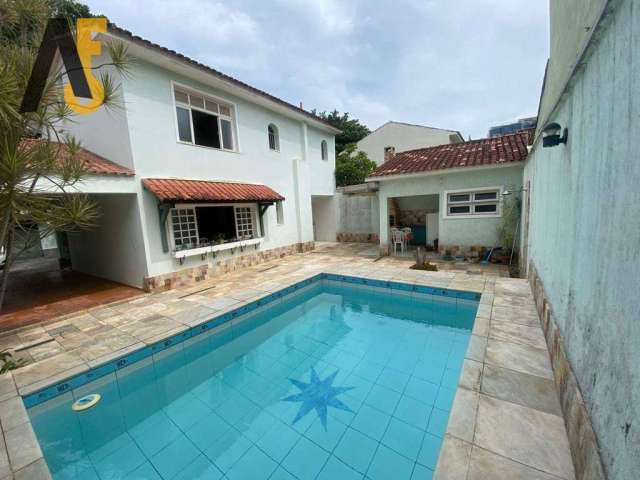 Casa com 3 dormitórios à venda, 236 m² por R$ 1.100.000,00 - Freguesia de Jacarepaguá - Rio de Janeiro/RJ