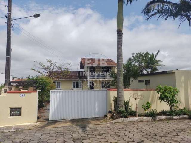 Casa com 2 quartos à venda na Rua 1019, 599, Itajubá, Barra Velha por R$ 480.000