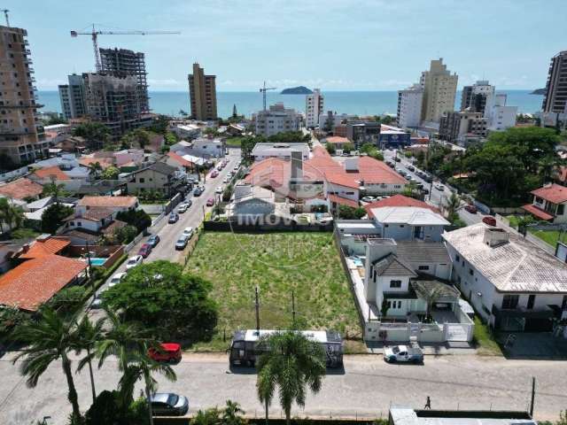 Terreno à venda na Vereador João Figueiredo., 145, Centro, Balneário Piçarras por R$ 7.500.000