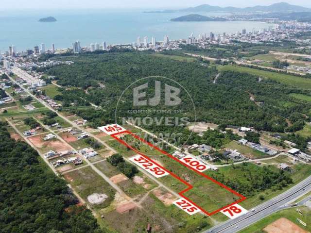 Terreno à venda na Pescada, Itacolomi, Balneário Piçarras por R$ 9.000.000