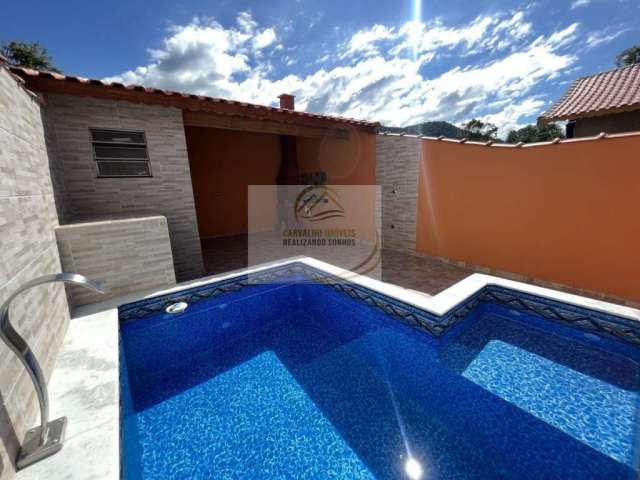 Casa geminada nova com piscina e churrasqueira lado pista para venda em itanhaém!