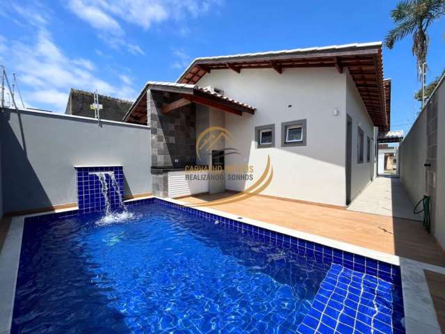 Linda casa geminada nova com piscina em alvenaria/churrasqueira lado praia em itanhaém!