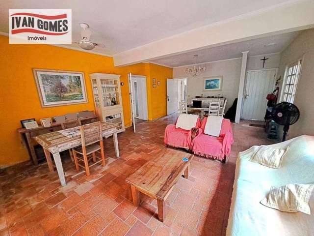 Sobrado com 3 dormitórios à venda, 251 m² por R$ 900.000,00 - Guaiuba - Guarujá/SP