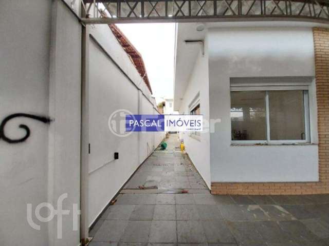 Casa com 6 quartos à venda na Rua Visconde de Castro, 231, Parque Colonial, São Paulo, 248 m2 por R$ 980.000