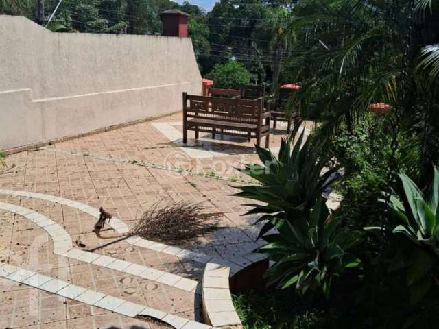 Casa em condomínio fechado com 5 quartos à venda na Rua Unidos de Vila Isabel, 362, Jardim San Ressore (Caucaia do Alto), Cotia, 500 m2 por R$ 1.350.000