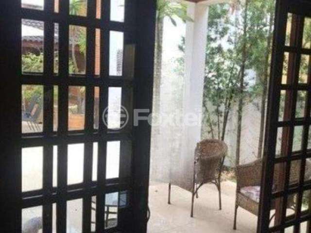 Casa em condomínio fechado com 5 quartos à venda na Alameda das Bétulas, 100, Alphaville, Santana de Parnaíba, 350 m2 por R$ 2.650.000