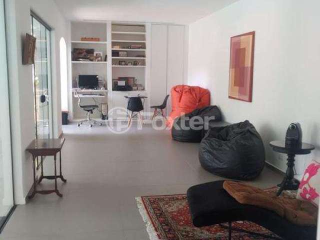 Casa com 4 quartos à venda na Rua Olegário Mariano, 883, Jardim Guedala, São Paulo, 383 m2 por R$ 3.800.000