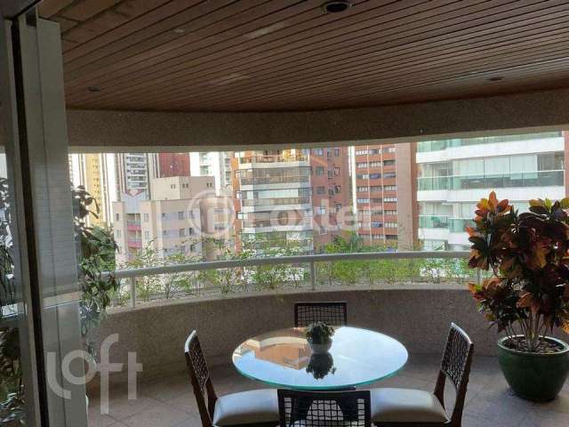 Apartamento com 3 quartos à venda na Rua Araguari, 418, Vila Uberabinha, São Paulo, 240 m2 por R$ 6.000.000