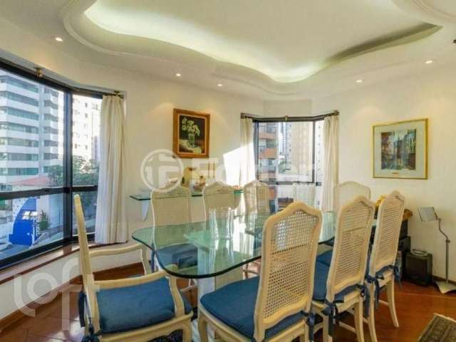 Apartamento com 3 quartos à venda na Rua Castro Alves, 491, Aclimação, São Paulo, 196 m2 por R$ 1.640.000