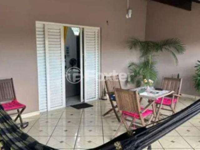 Casa com 3 quartos à venda na Rua Waldemiro Caldeira, 7, Jardim Capão Redondo, São Paulo, 170 m2 por R$ 650.000