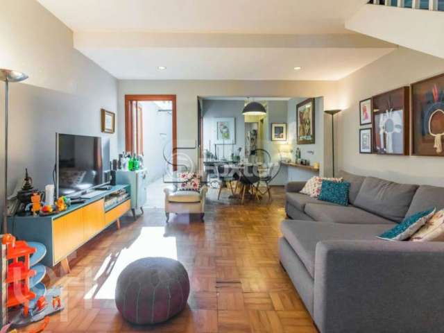 Casa com 2 quartos à venda na Rua Judith, 56, Vila Madalena, São Paulo, 170 m2 por R$ 1.750.000