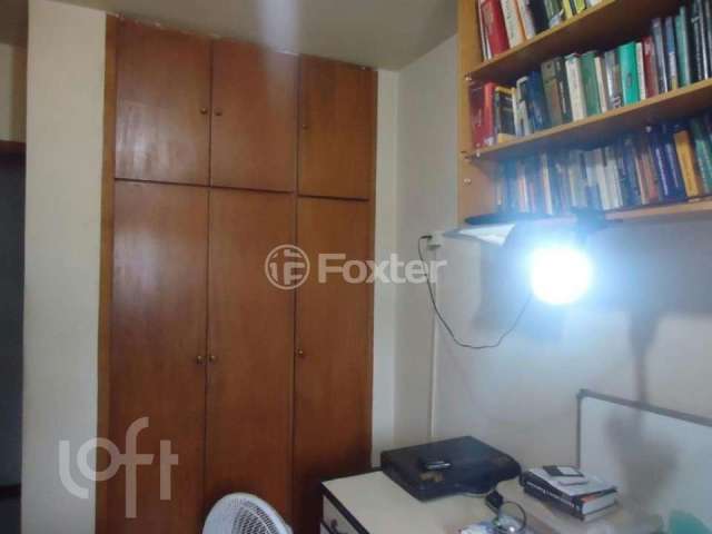 Casa com 4 quartos à venda na Rua General Alencastro Guimarães, 201, Vila Fiat Lux, São Paulo, 202 m2 por R$ 1.200.000