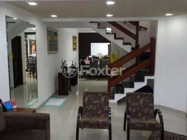 Casa com 3 quartos à venda na Rua Dores do Indaiá, 313, Jardim Santa Clara, Guarulhos, 250 m2 por R$ 910.000