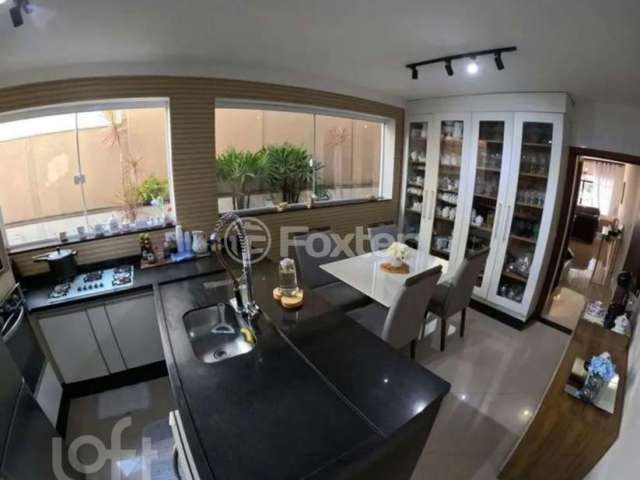 Casa com 3 quartos à venda na Rua Castanheira, 86, Mooca, São Paulo, 190 m2 por R$ 950.000