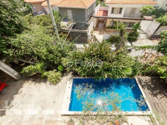 Casa com 3 quartos à venda na Rua Petrópolis, 216, Sumaré, São Paulo, 333 m2 por R$ 2.700.000