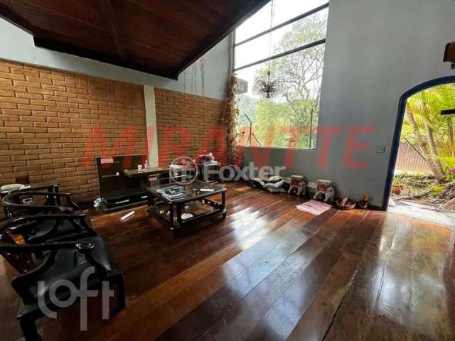 Casa em condomínio fechado com 4 quartos à venda na Alameda das Arapongas, 250, Caraguatá, Mairiporã, 320 m2 por R$ 1.650.000