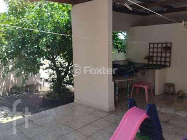 Casa com 4 quartos à venda na Rua Serra de Santa Marta, 420, Vila Carmosina, São Paulo, 500 m2 por R$ 700.000