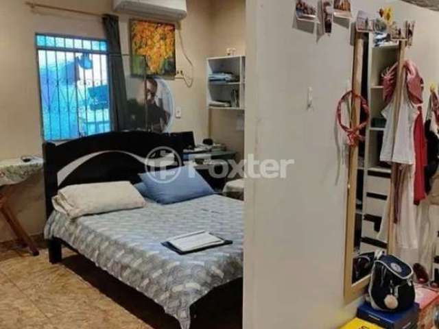 Casa com 2 quartos à venda na Rua Santa Rita de Cássia, 675, Parque Santa Rita de Cássia, Cotia, 100 m2 por R$ 244.000