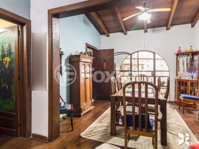 Casa comercial com 3 salas à venda na Rua Conselheiro Xavier da Costa, 3035, Ipanema, Porto Alegre, 290 m2 por R$ 586.150