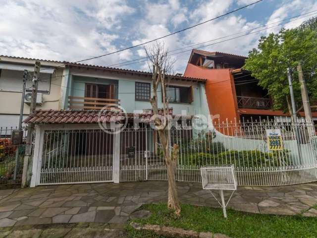 Casa com 4 quartos à venda na Rua Doutor Francisco da Cunha Corrêa, 16, Ipanema, Porto Alegre, 242 m2 por R$ 640.000