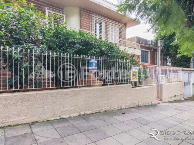 Casa com 3 quartos à venda na Rua Batista Xavier, 99, Partenon, Porto Alegre, 201 m2 por R$ 598.000