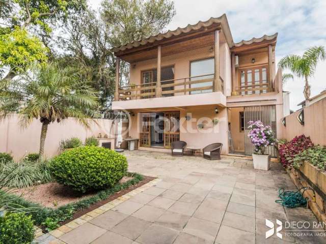 Casa com 6 quartos à venda na Rua Sargento Nicolau Dias de Farias, 429, Tristeza, Porto Alegre, 374 m2 por R$ 1.200.000