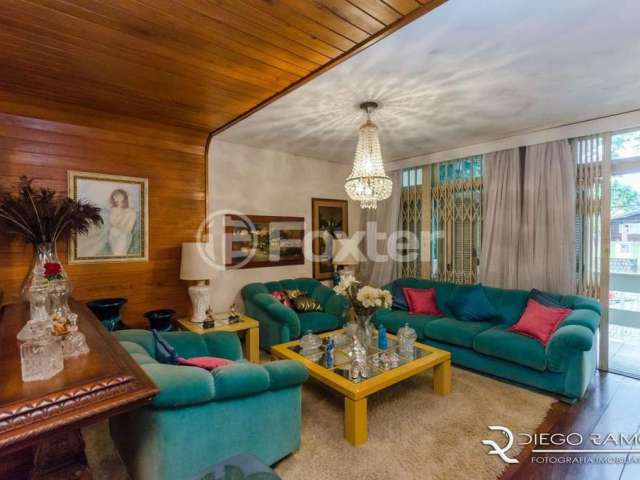 Casa com 7 quartos à venda na Avenida Icaraí, 72, Cristal, Porto Alegre, 477 m2 por R$ 1.200.000