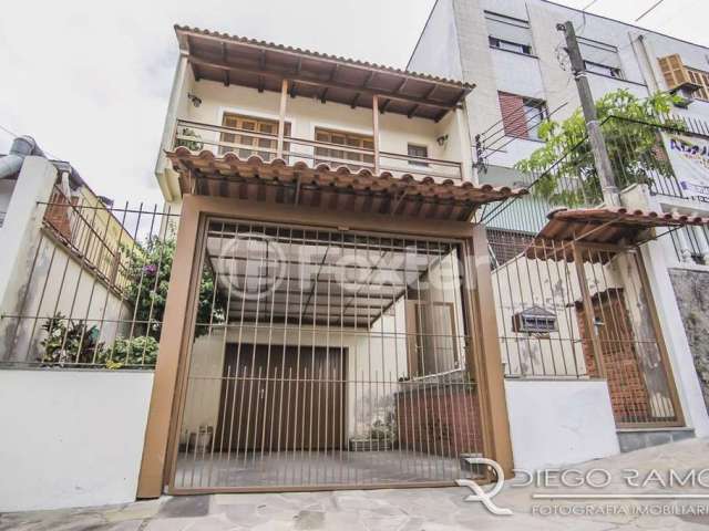 Casa com 2 quartos à venda na Rua Barão do Amazonas, 2833, Partenon, Porto Alegre, 200 m2 por R$ 650.000