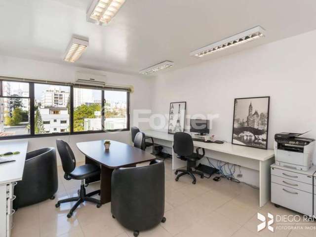 Sala comercial com 1 sala à venda na Avenida Cristóvão Colombo, 2427, Floresta, Porto Alegre, 51 m2 por R$ 234.000