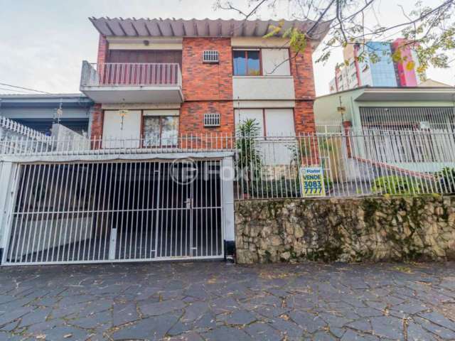 Casa com 4 quartos à venda na Rua Dona Oti, 61, Petrópolis, Porto Alegre, 228 m2 por R$ 1.010.000