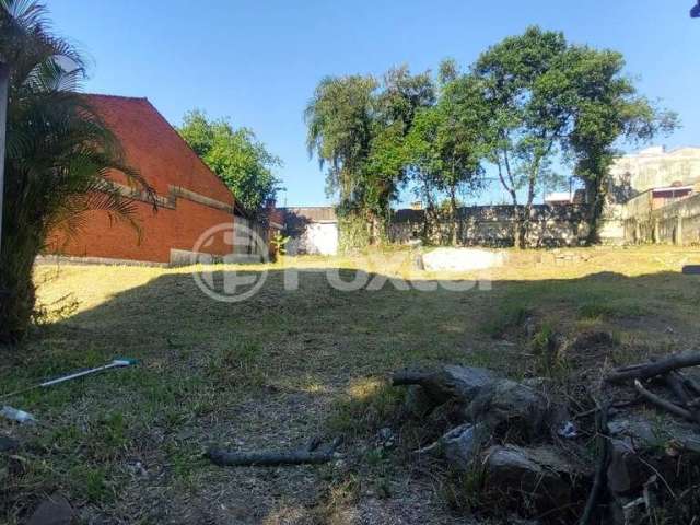 Terreno à venda na Avenida Teixeira Mendes, 105/115, Chácara das Pedras, Porto Alegre, 798 m2 por R$ 1.600.000