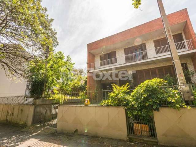 Casa com 4 quartos à venda na Rua Felicíssimo de Azevedo, 64/76, Auxiliadora, Porto Alegre, 484 m2 por R$ 3.159.000