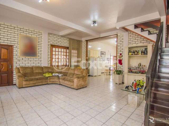 Casa com 4 quartos à venda na Rua Pindorama, 220, São José, Canoas, 336 m2 por R$ 1.600.000