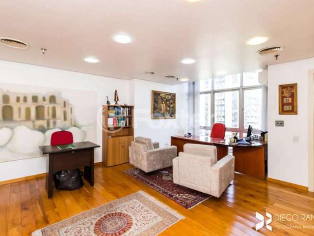 Sala comercial com 1 sala à venda na Rua Vinte e Quatro de Outubro, 111, Moinhos de Vento, Porto Alegre, 32 m2 por R$ 340.000