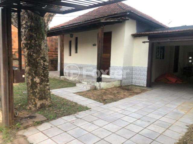 Casa com 3 quartos à venda na Rua Doutor Lauro Dondonis, 673, Getúlio Vargas, Sapucaia do Sul, 207 m2 por R$ 380.000