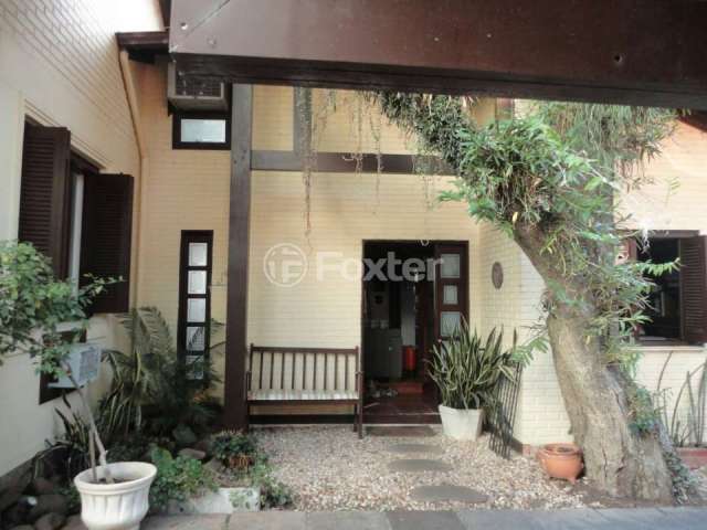 Casa com 4 quartos à venda na Rua Doutor Barcelos, 1157, Tristeza, Porto Alegre, 500 m2 por R$ 1.596.000