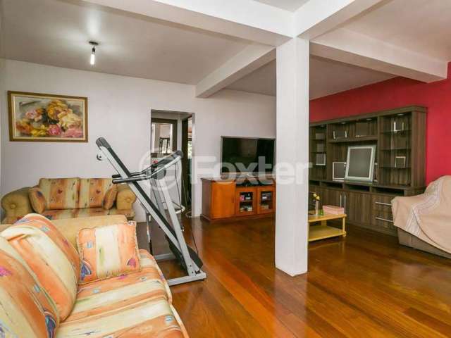 Casa com 3 quartos à venda na Rua Deoclydes Machado Jardim, 27, Cavalhada, Porto Alegre, 300 m2 por R$ 700.000