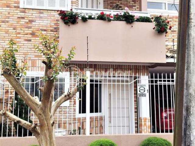 Casa com 3 quartos à venda na Rua Professor Thiago Wurth, 161, Harmonia, Canoas, 130 m2 por R$ 519.000