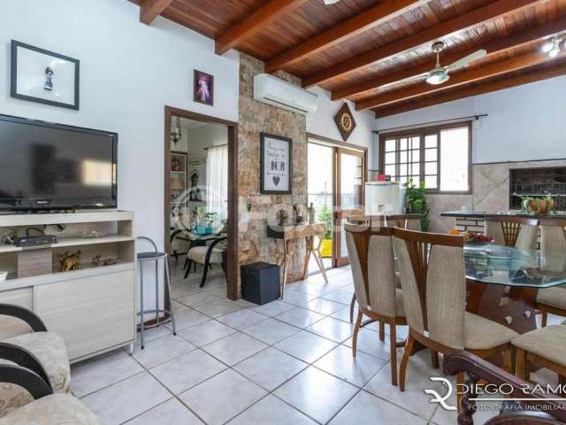 Casa com 3 quartos à venda na Rua Madre Maria Selima, 39, Morro Santana, Porto Alegre, 158 m2 por R$ 680.000