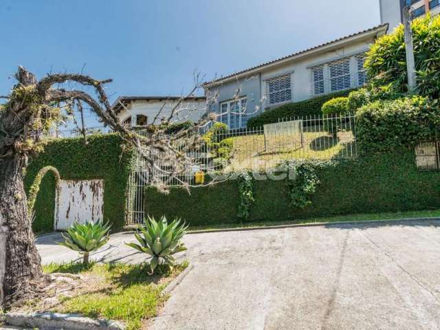 Casa à venda na Rua Sacadura Cabral, 349, Petrópolis, Porto Alegre, 199 m2 por R$ 740.000