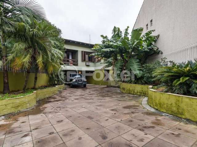 Casa comercial com 6 salas à venda na Rua Estácio de Sá, 76, Chácara das Pedras, Porto Alegre, 409 m2 por R$ 2.150.000