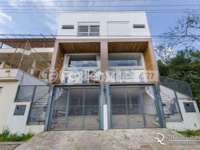 Casa com 3 quartos à venda na Rua Professor Luiz Antônio Lopes, 364, Morro Santana, Porto Alegre, 172 m2 por R$ 750.000