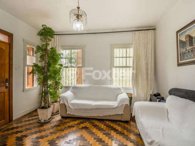 Casa com 3 quartos à venda na Rua Veador Porto, 323, Santana, Porto Alegre, 360 m2 por R$ 1.599.000