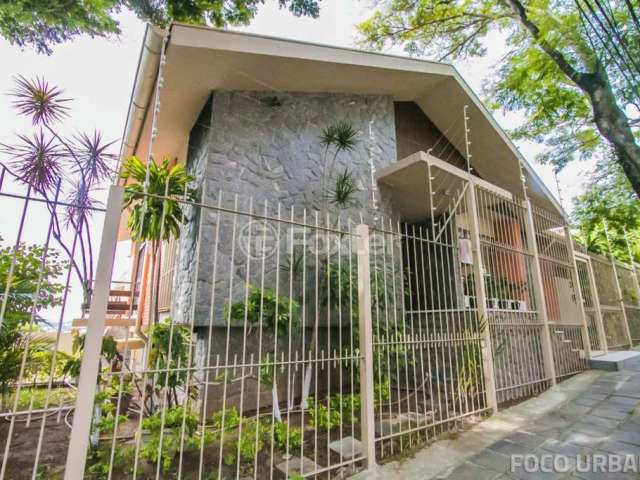 Casa com 4 quartos à venda na Rua Delfino Riet, 8, Santo Antônio, Porto Alegre, 306 m2 por R$ 1.279.999