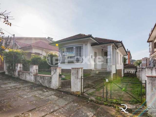 Casa com 2 quartos à venda na Rua Borges do Canto, 254, Petrópolis, Porto Alegre, 145 m2 por R$ 1.105.800